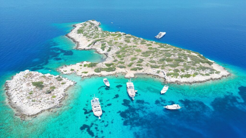 Söğüt Ada Boğazı Tekne Turu